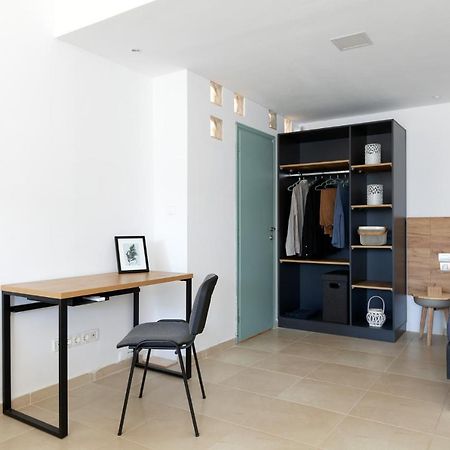 Livingfy Apt With Mountain View & Garden Vamos Ngoại thất bức ảnh