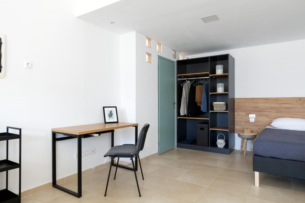 Livingfy Apt With Mountain View & Garden Vamos Ngoại thất bức ảnh