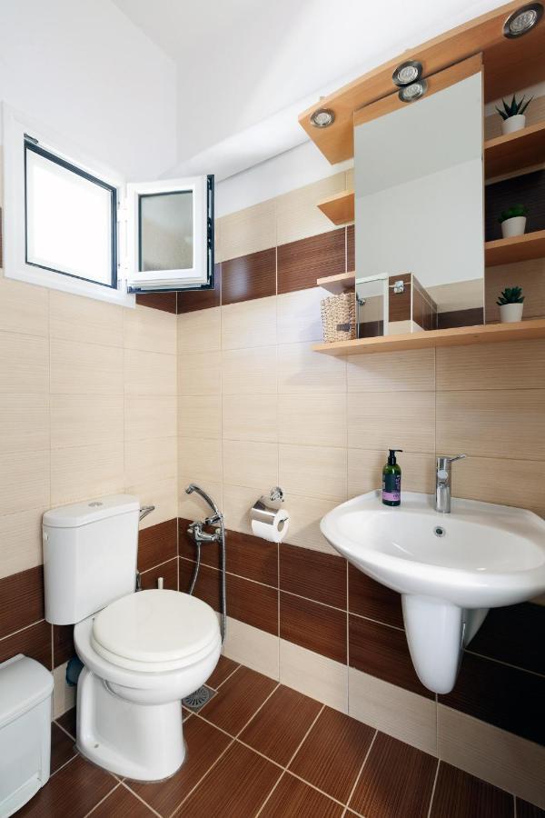 Livingfy Apt With Mountain View & Garden Vamos Ngoại thất bức ảnh