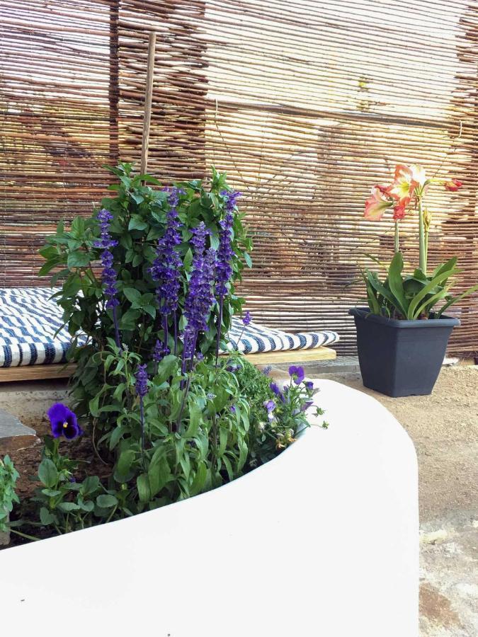 Livingfy Apt With Mountain View & Garden Vamos Ngoại thất bức ảnh
